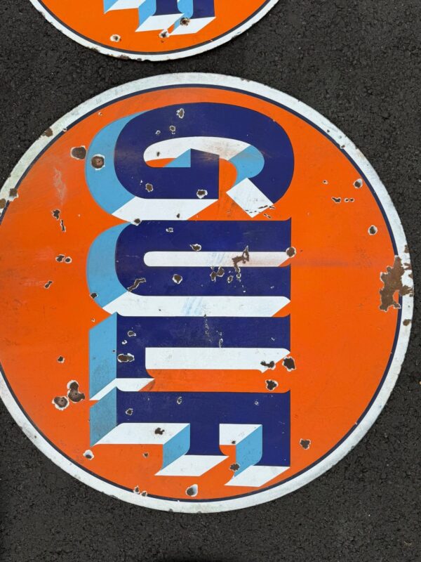 Gulf Oil sign