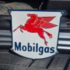 Mobilgas pump plate
