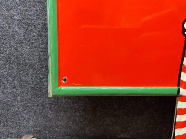 vintage Wayne Feeds Sign