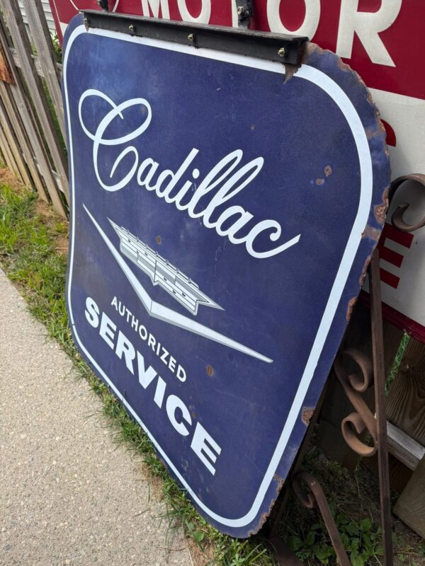 CADILLAC AUTHORIZED SERVICE SIGN